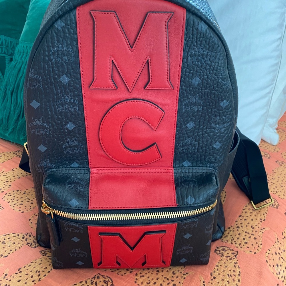 MCM  backpack - Picture 2 of 4